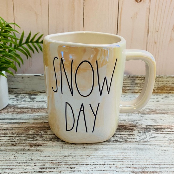 Rae Dunn SNOW DAY iridescent mug new - Picture 2 of 9